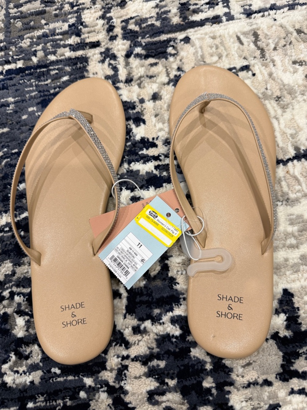 Shade & Shore Beige Tan Sparkle-Strap Flip Flop Sandals
